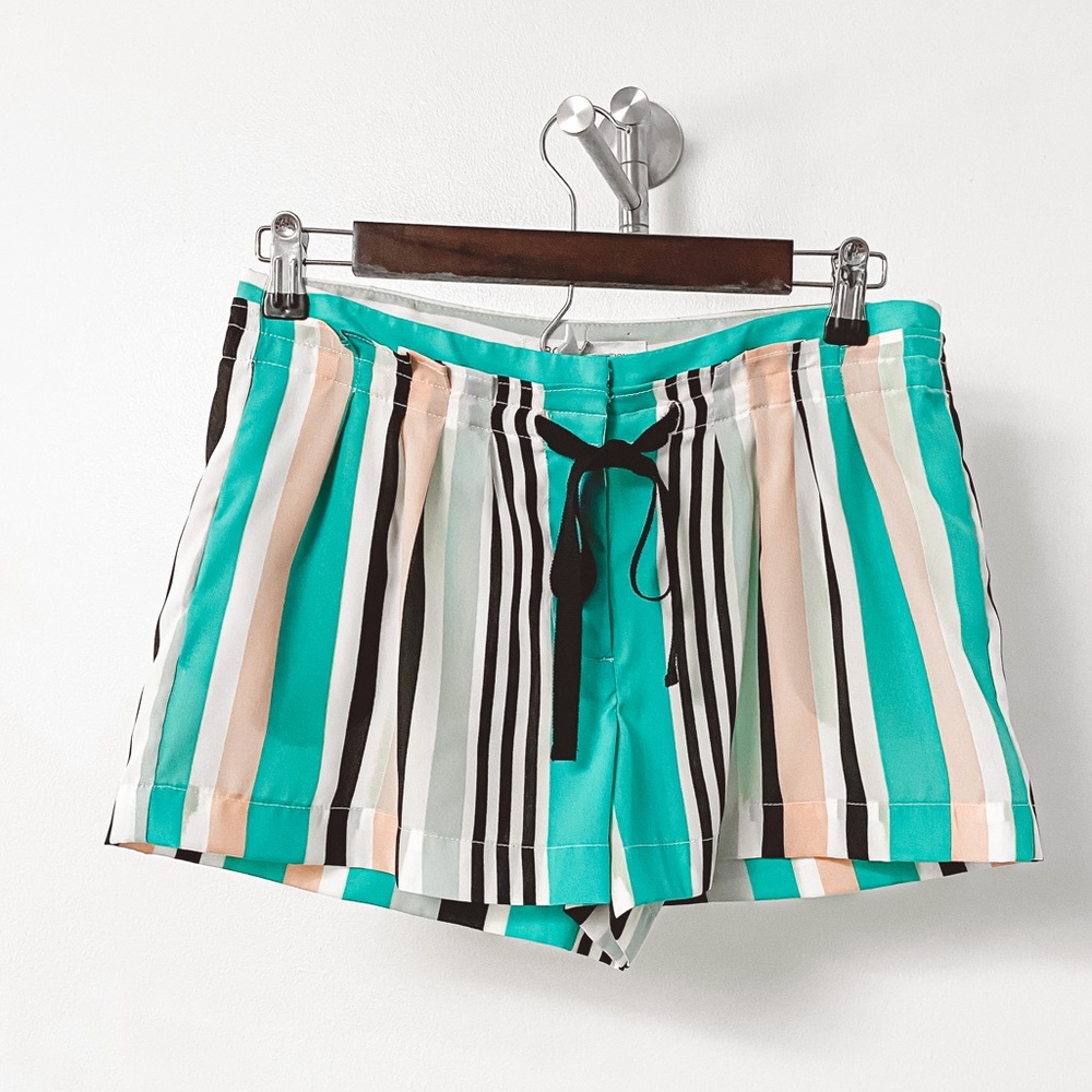 BCBGeneration Striped Shorts Spring Summer Casual Chic‎ Caribbean Sea Multi
